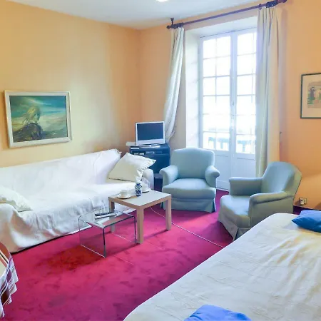 Thiers Apartment